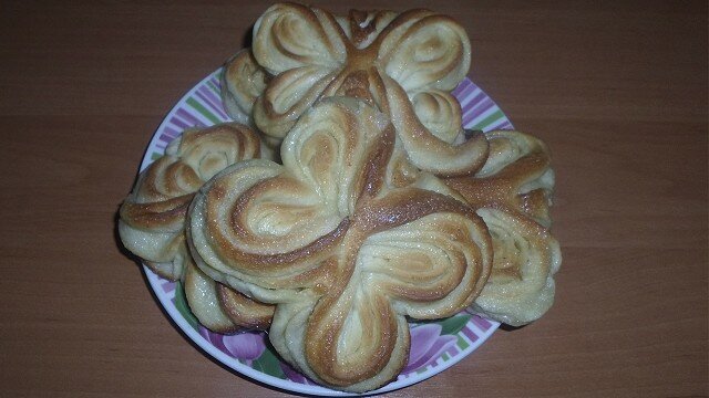 Булочки с сахаром "Плюшки"