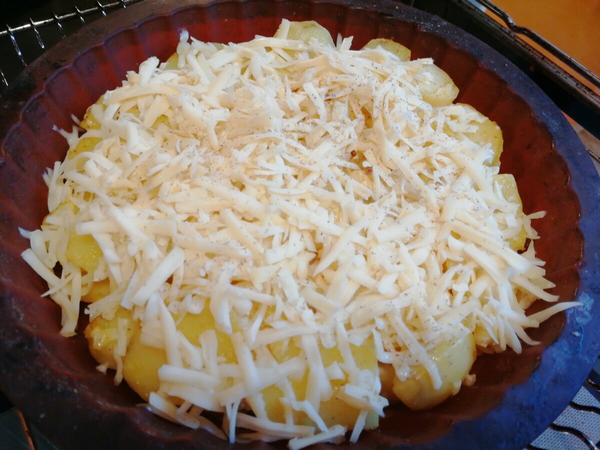 Курица с картофелем в духовке слоями. Мой рецепт обеда