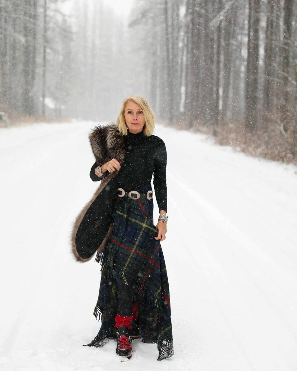 @stylebeyondage / Не стесняйтесь носить необычные ремни! /Фото: instagram.com