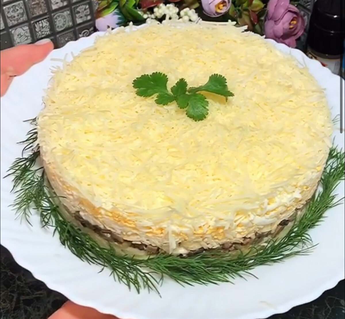 САЛАТ С КУРИЦЕЙ И ГРИБАМИ. Все очень просто и вкусно
